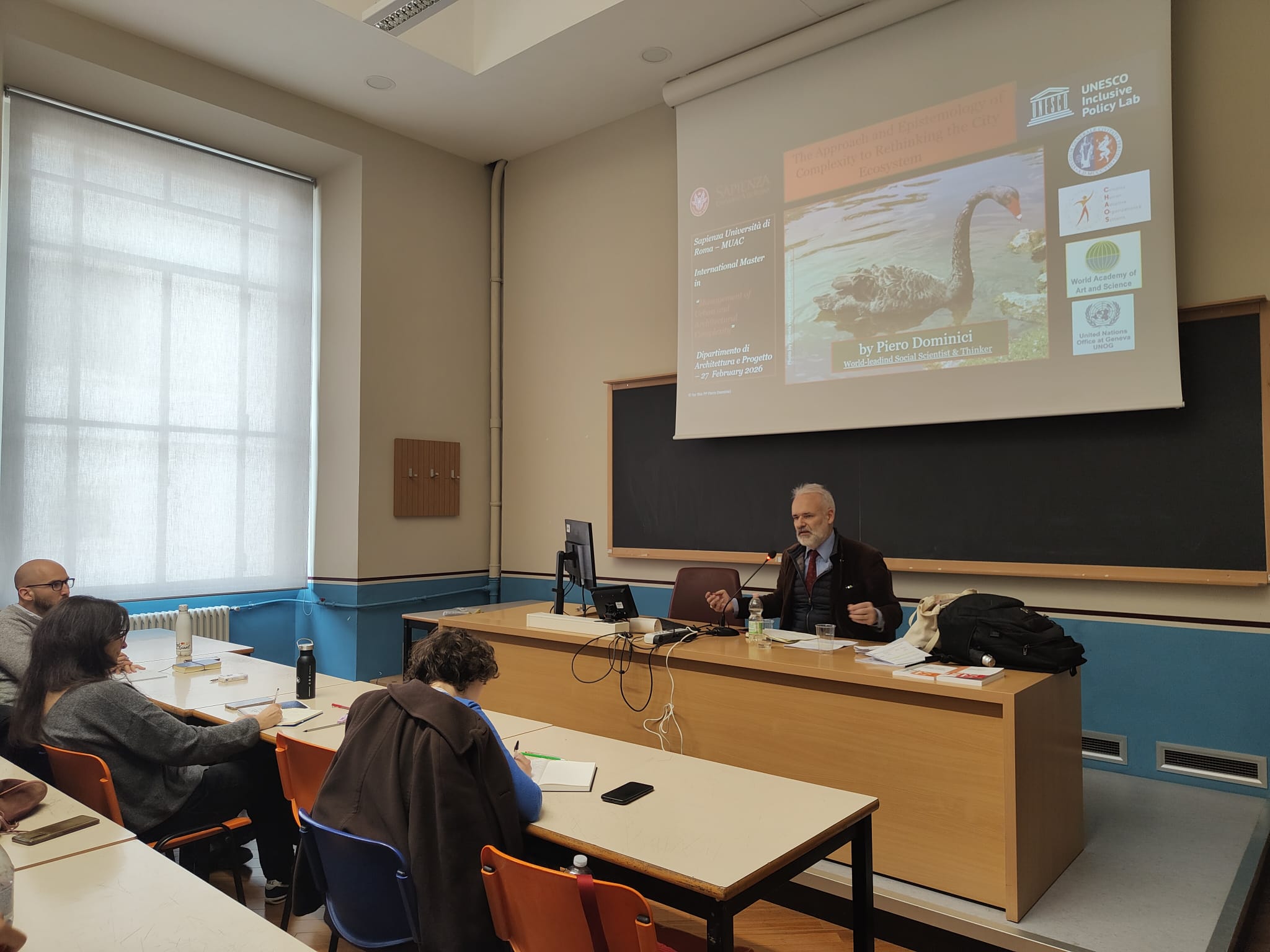 2026.2.207 - PIERO DOMUNICI - L’approccio alla Complessità per ripensare l’ecosistema città